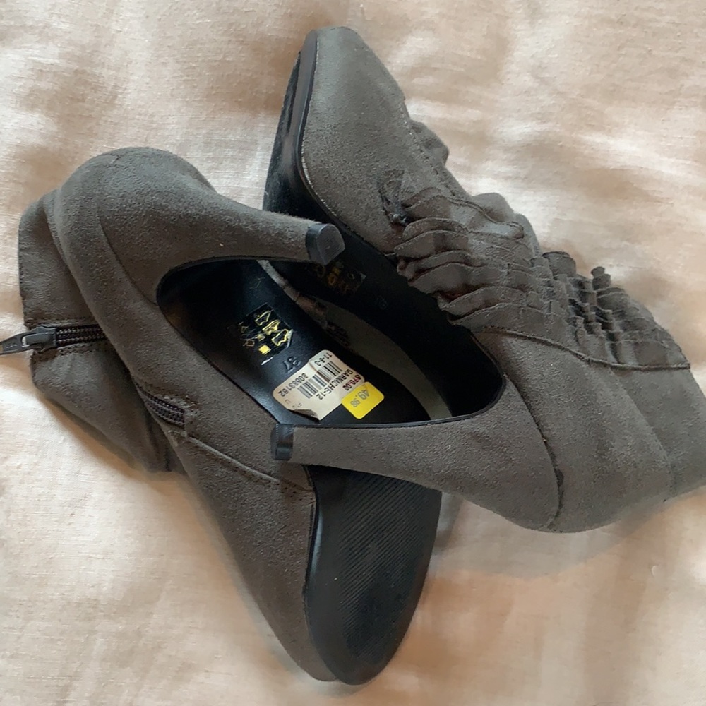 Aldo booties - Picture 2 of 3